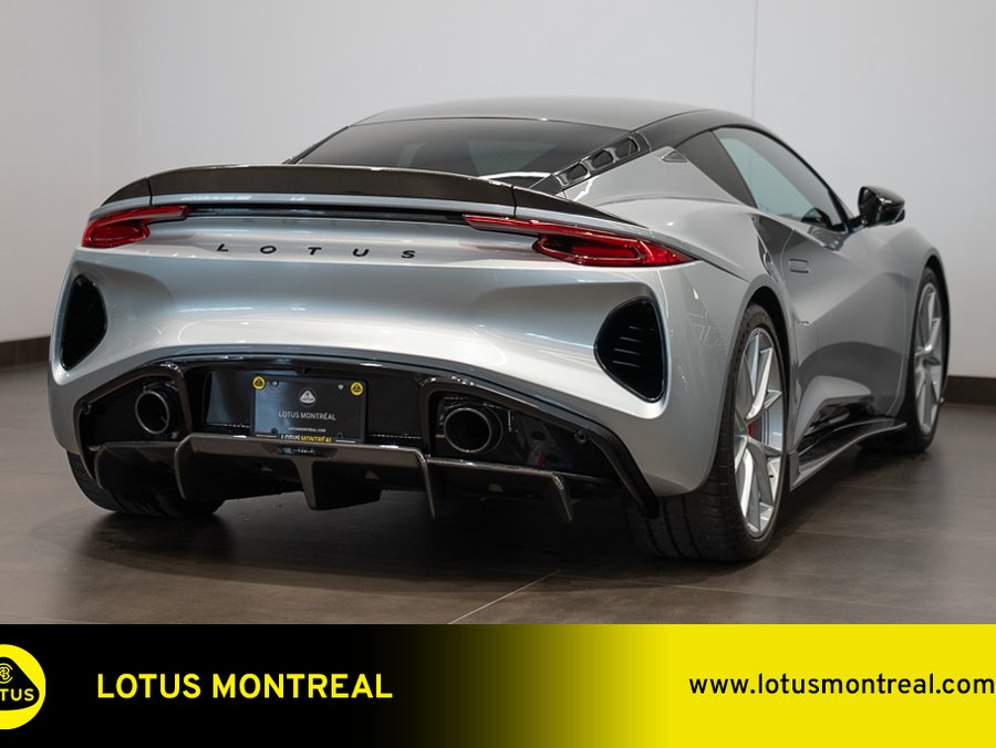 2024 Lotus Emira 2024 Silver