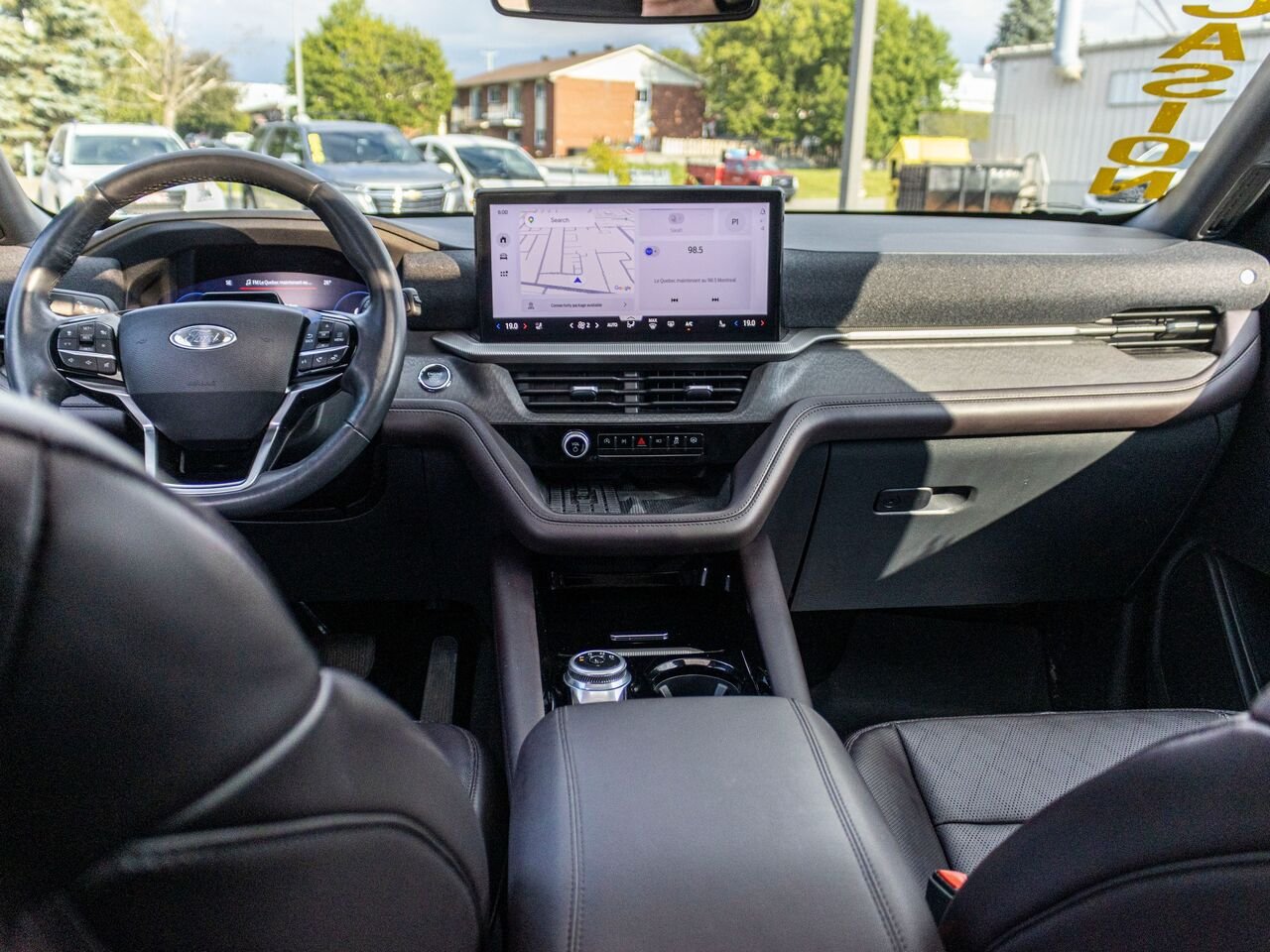 Ford Explorer Platinum 4 RM 2025 Gris Châteauguay - photo #25
