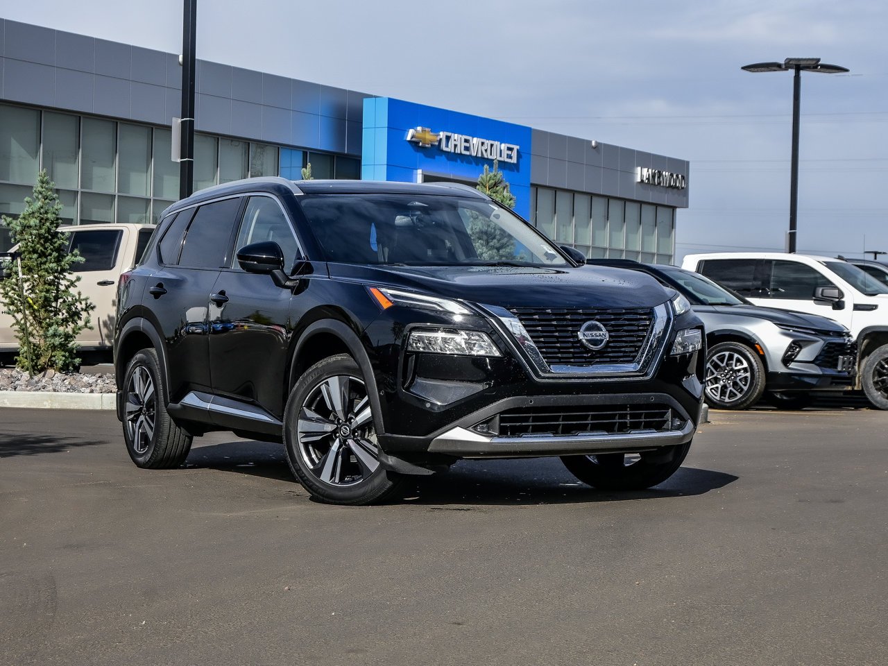2021 Nissan Rogue AWD Platinum Black Sherwood Park - photo #1
