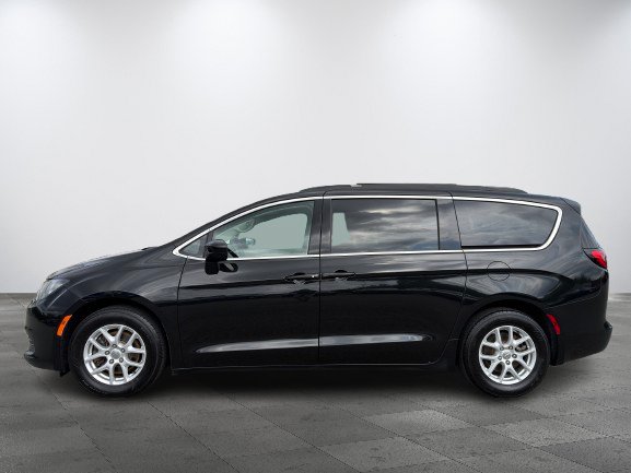 Chrysler Pacifica 2019 Noir Thetford Mines - photo #5