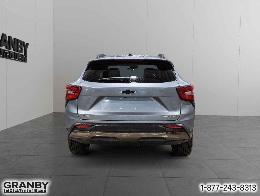 2026 CHEVROLET Trax TRAX FWD LT (1LT) | E26-1051 STERLING GRAY METALLIC Granby - photo #3