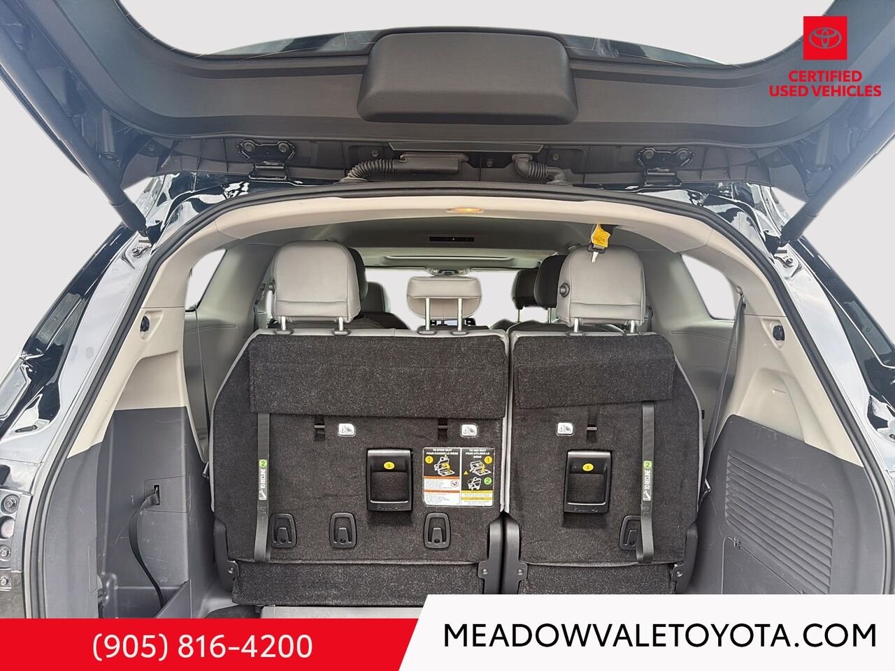 2024 Toyota Sienna Black Mississauga - photo #22