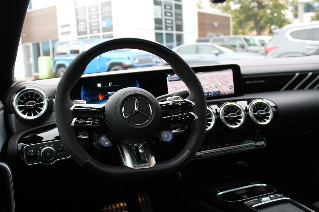 Mercedes-Benz CLA 35 VIN: W1K5J5BBXSN550557 2025 Noir Sainte-Rose - photo #11