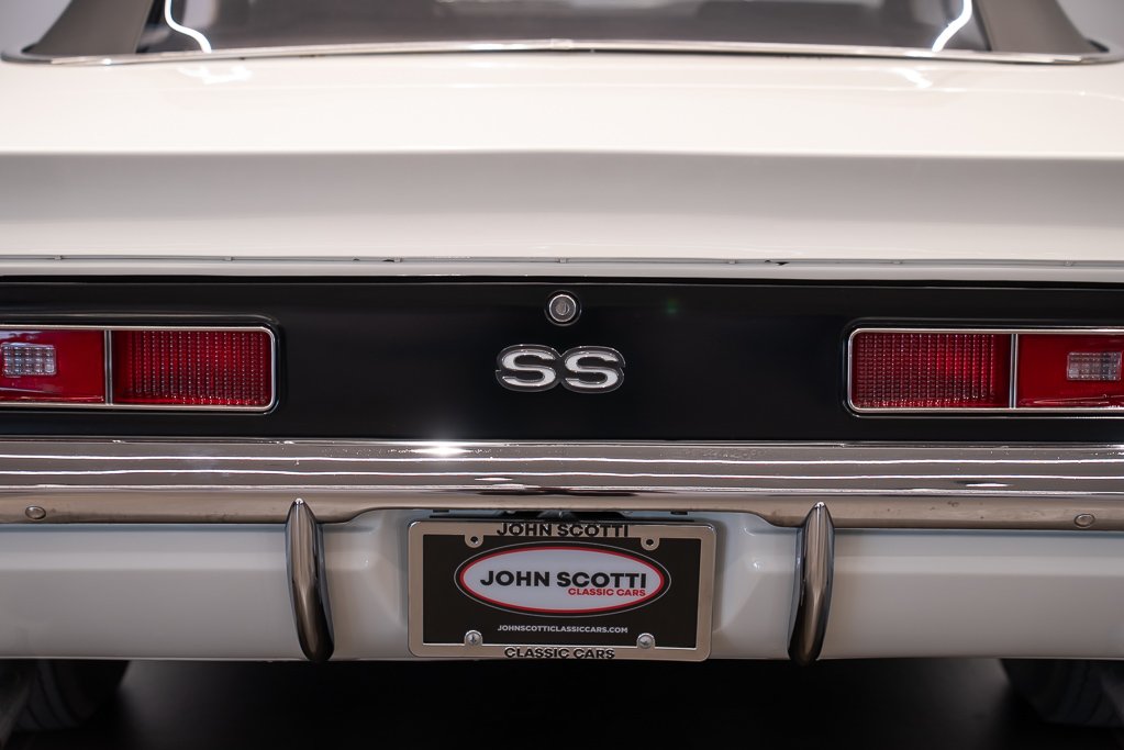 Chevrolet Camaro 1969 Blanc Montréal - photo #13