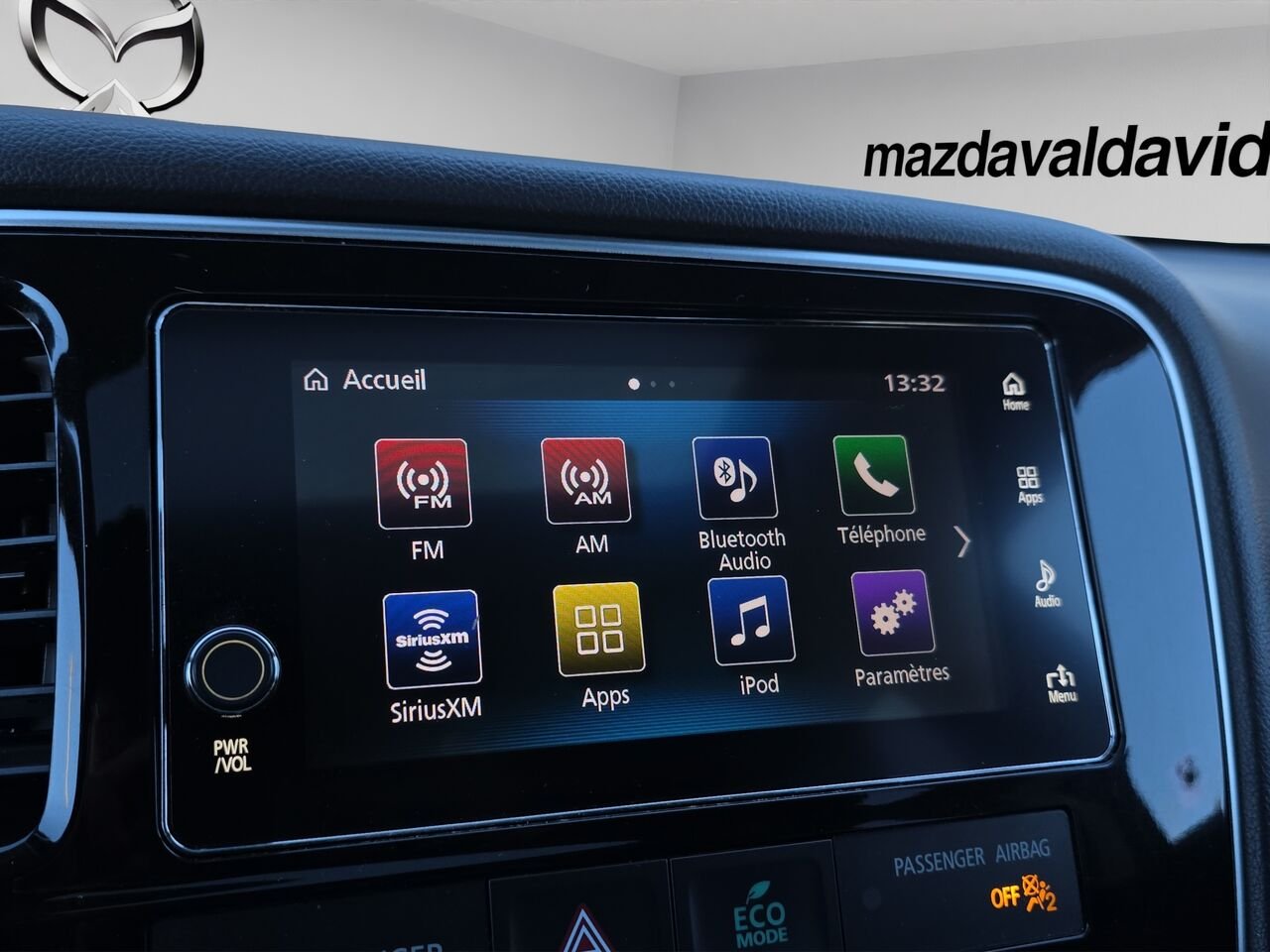 2018 Mitsubishi Outlander Plug-In Hybrid GT S-AWC Grey Val-David - photo #24