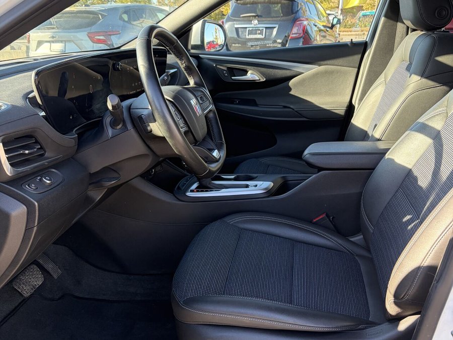BUICK ENVISTA PREFERRED Privilégiée 4 portes TA 2024 Blanc