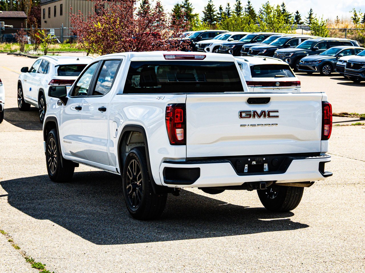 2024 GMC Sierra 1500 4WD Crew Cab 147 Pro White Sherwood Park - photo #10