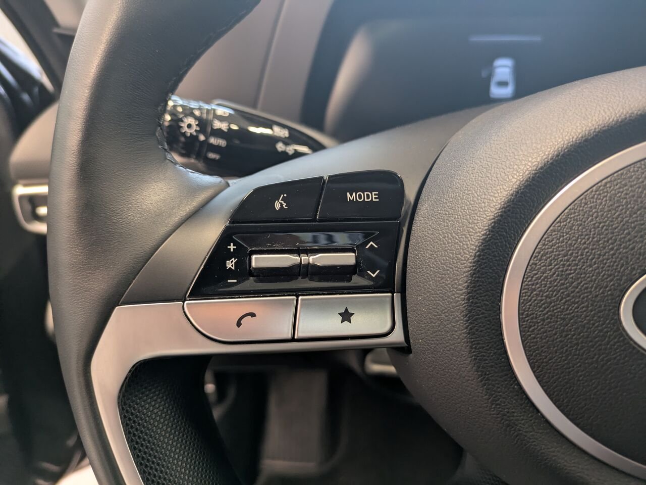 2024 Hyundai Elantra Grey Gatineau - photo #5