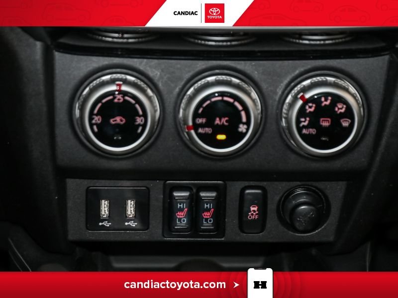 2022 Mitsubishi RVR White Saint-Eustache - photo #25