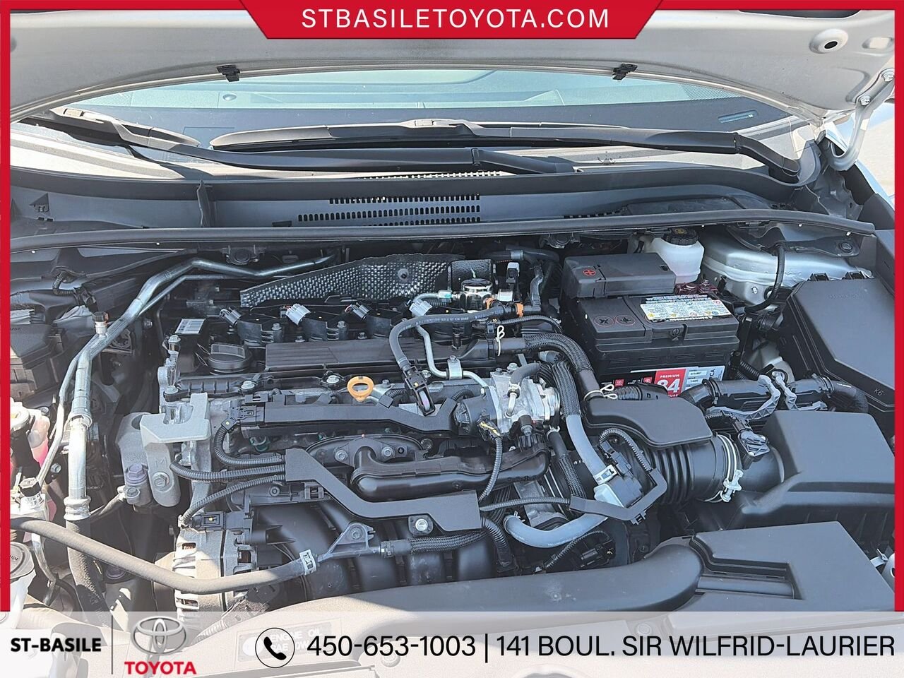 2024 Toyota COROLLA Classic Silver Metallic Saint-Basile-le-Grand - photo #10