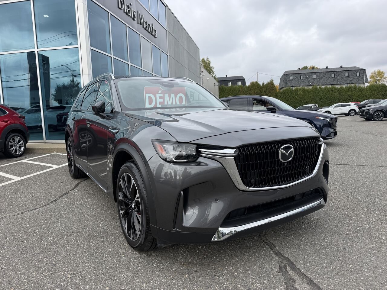 2025 MAZDA CX-90 PHEV Machine Grey Metallic Ste-Marie - photo #2