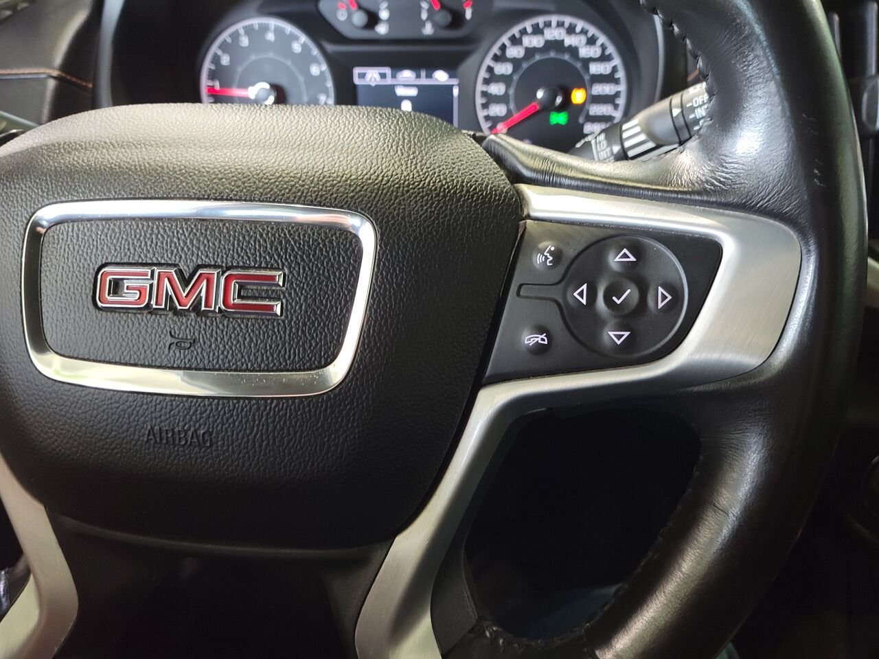 2018 GMC Terrain Red  - photo #18