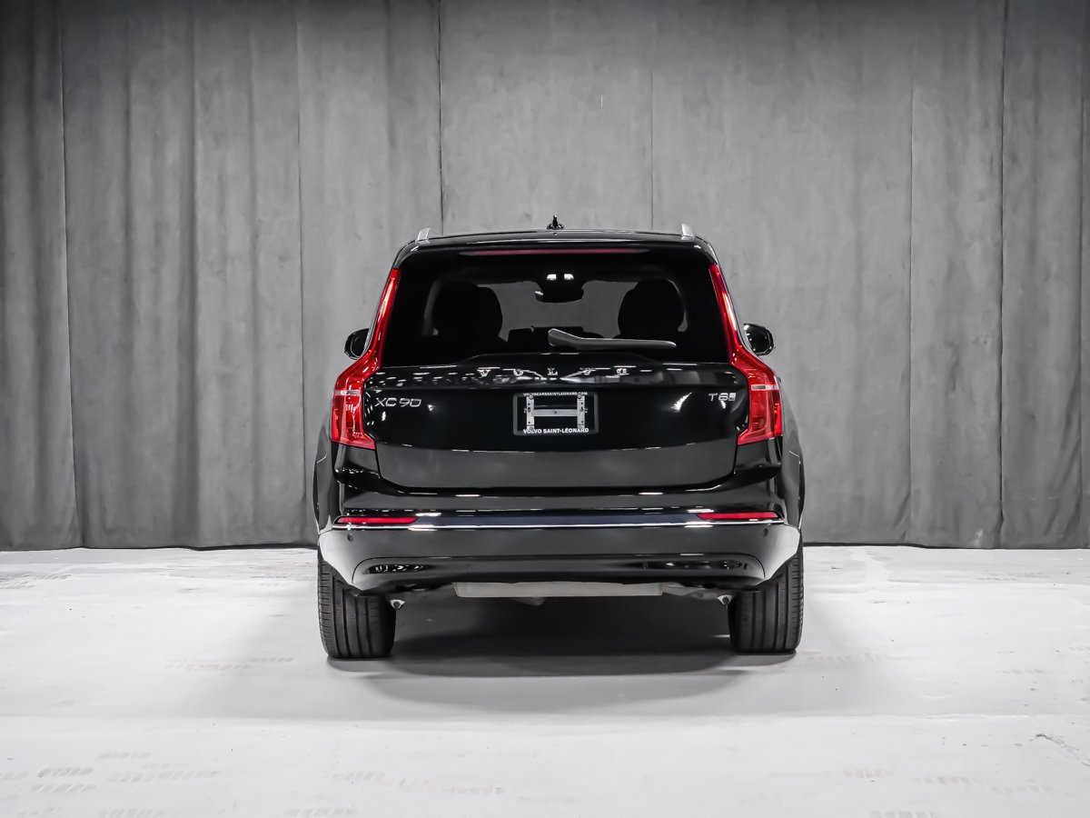 Volvo XC90 Plug-In Hybrid T8 ULTRA BRIGHT 2025 Noir Montréal - photo #4