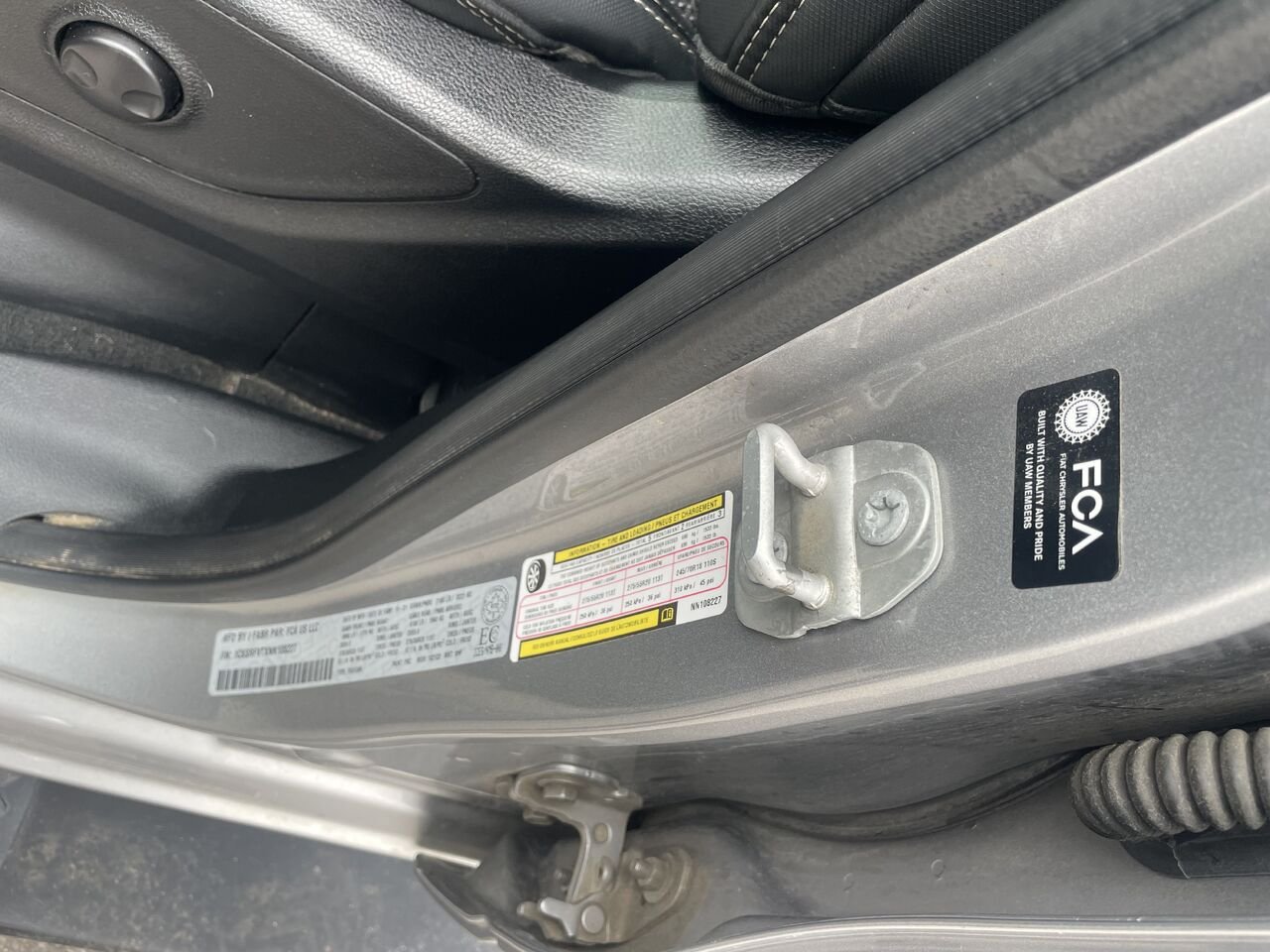 2022 Ram 1500 Grey  - photo #27