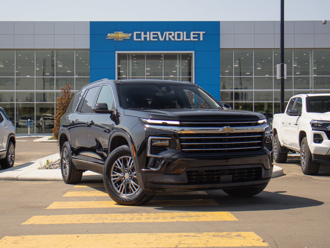 2026 Chevrolet Traverse AWD 4dr LT Black Sherwood Park - photo #1