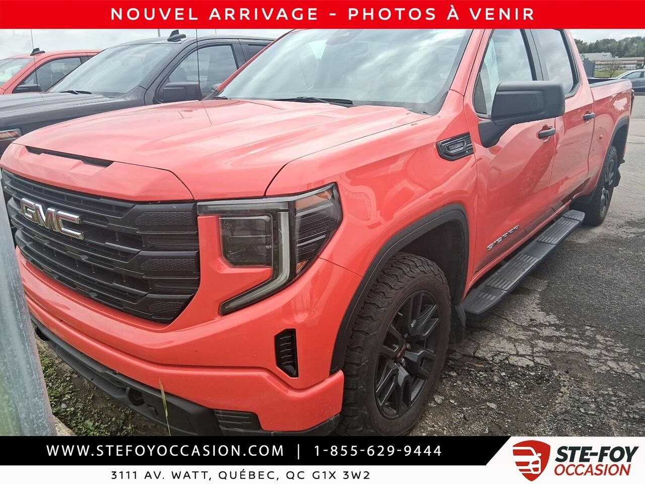 2025 GMC Sierra 1500 PRO Red Québec - photo #0