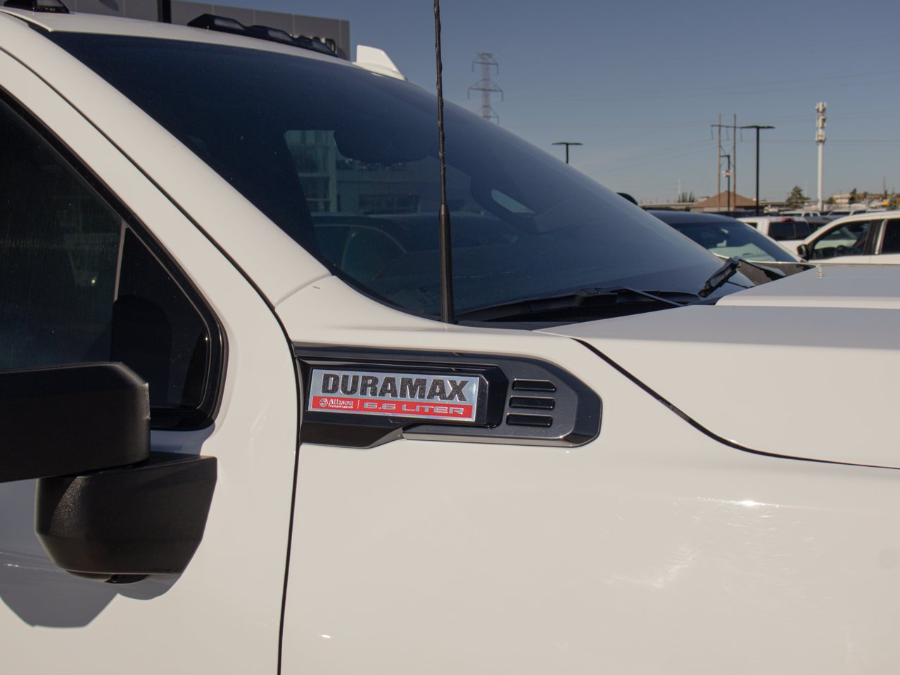 2024 GMC Sierra 2500HD 4WD Crew Cab 159 AT4 White Sherwood Park - photo #16