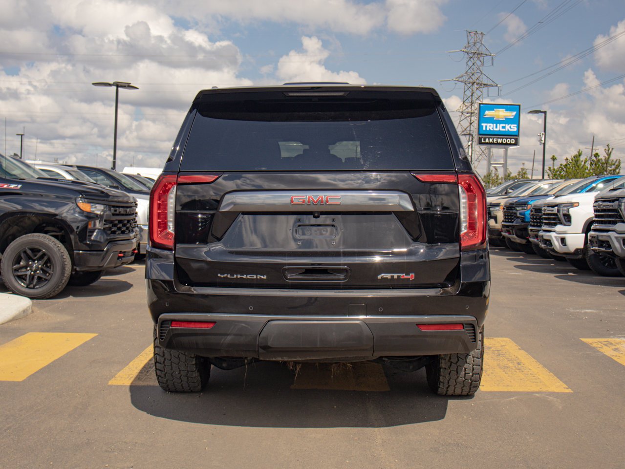 2024 GMC Yukon XL 4WD 4dr AT4 Black Sherwood Park - photo #8