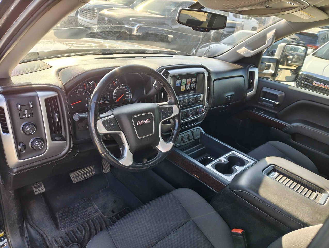 2017 GMC Sierra 1500 4WD Crew Cab 143.5 SLE Black Sherwood Park - photo #6