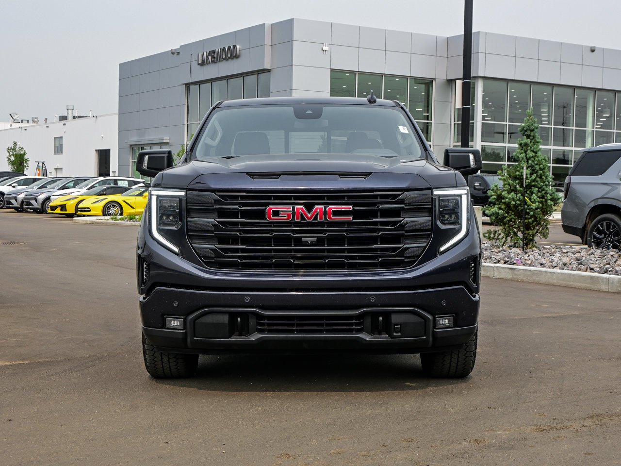2024 GMC Sierra 1500 4WD Crew Cab 147 Elevation Black Sherwood Park - photo #2