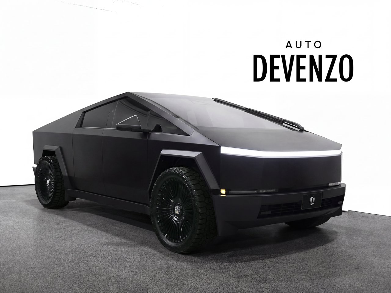2024 Tesla Cybertruck Silver Saint-Eustache - photo #0