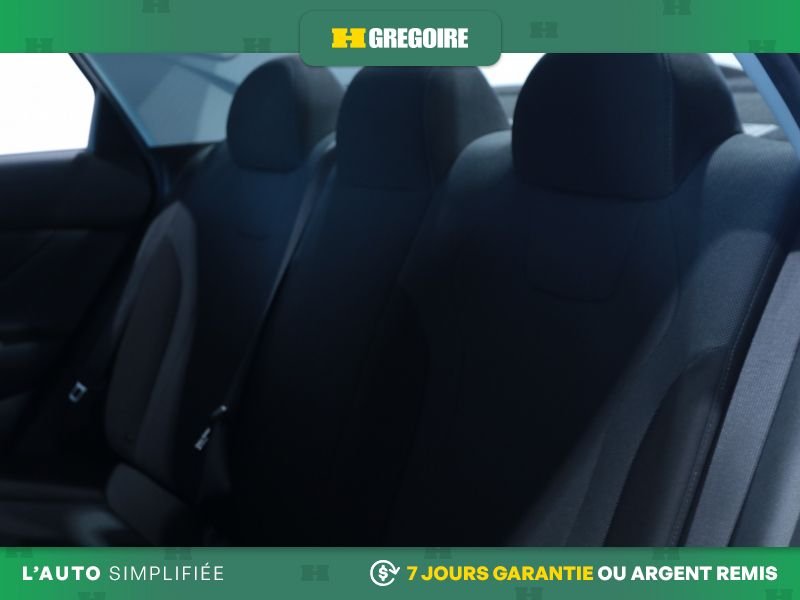 2022 Hyundai Elantra Red Saint-Eustache - photo #22