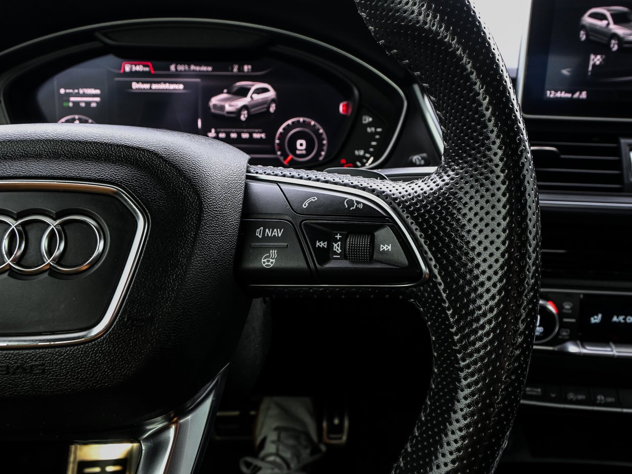 2019 Audi Q5 Progressiv 45 TFSI quattro Black Sherwood Park - photo #24