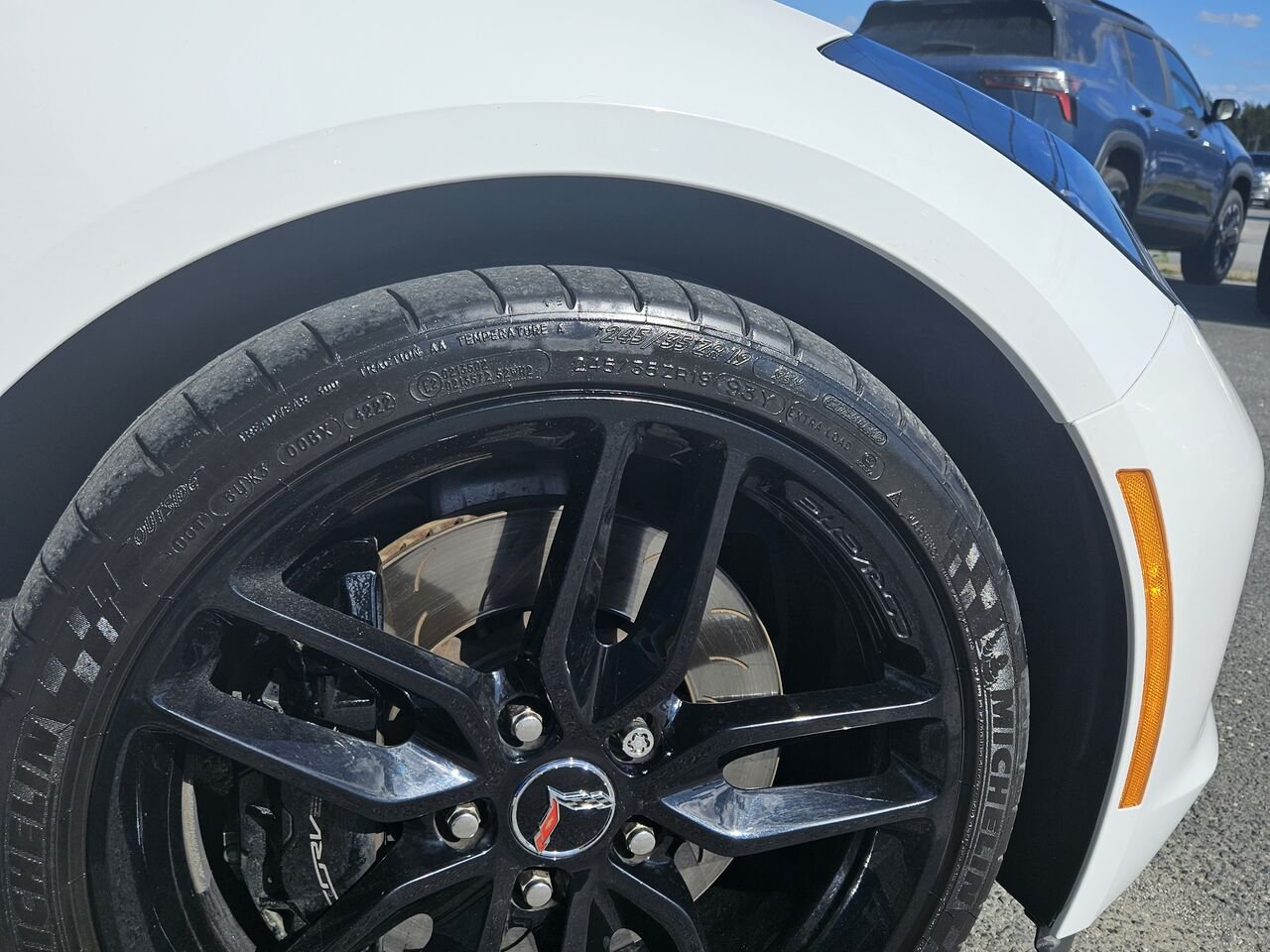 2015 Chevrolet Corvette Stingray Z51 coupé 2 portes avec 2LT White Thetford Mines - photo #21