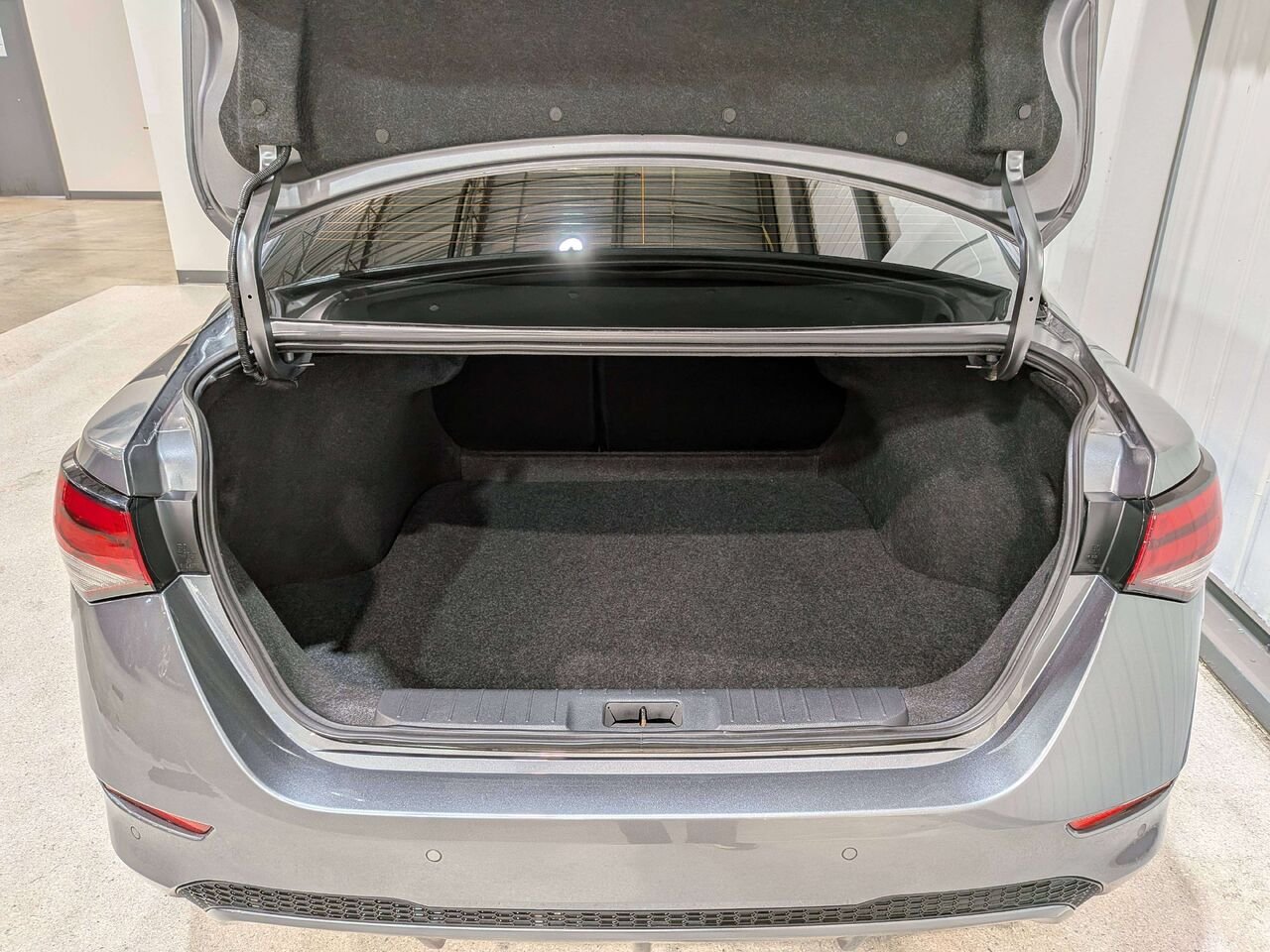 2024 Nissan Sentra SV CVT Grey Val-David - photo #8