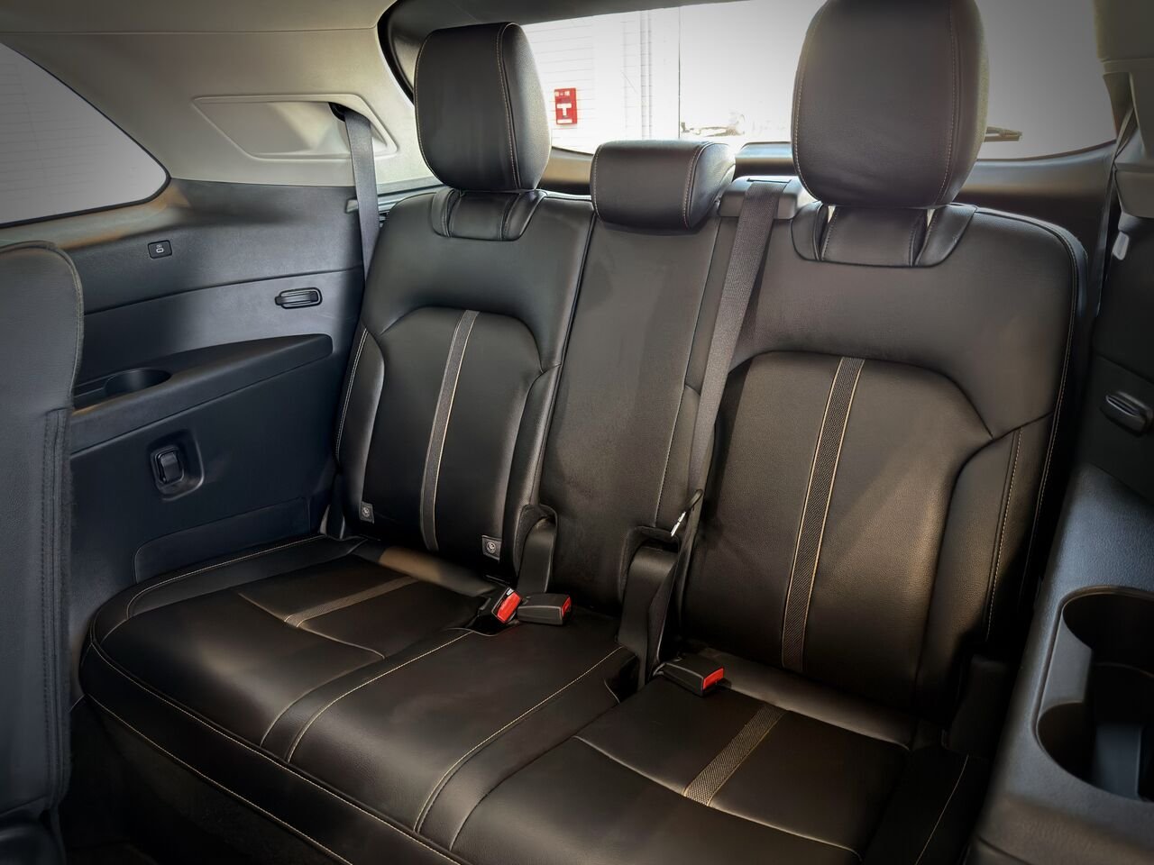 2024 Mazda CX-90 hybride léger Red Notre-Dame-des-Prairies - photo #18