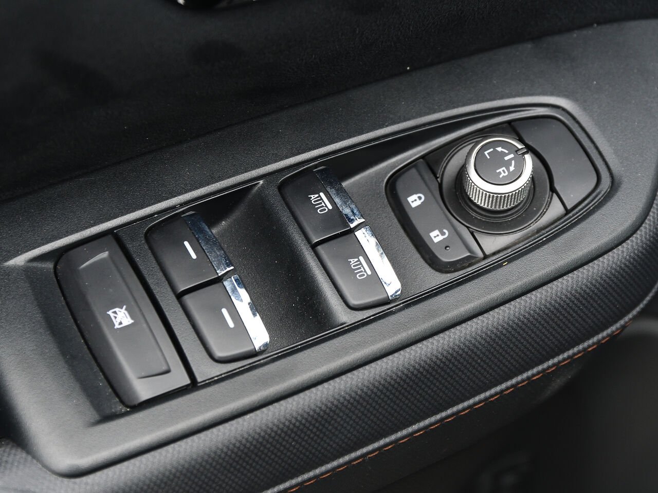 Subaru Forester Premier e_BOXER hybride 2025 Noir Saint-Hyacinthe - photo #12