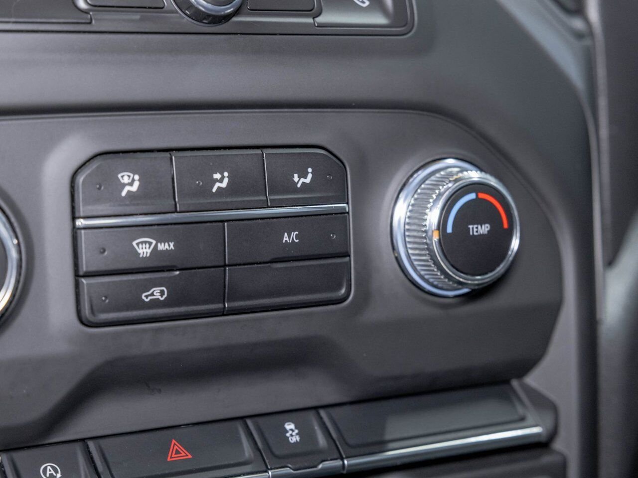 GMC Sierra 1500 PRO CREW 4X4 *CARPLAY* BLUETOOTH CAMERA WIFI USB 2024 Noir Saint-Jérôme - photo #17
