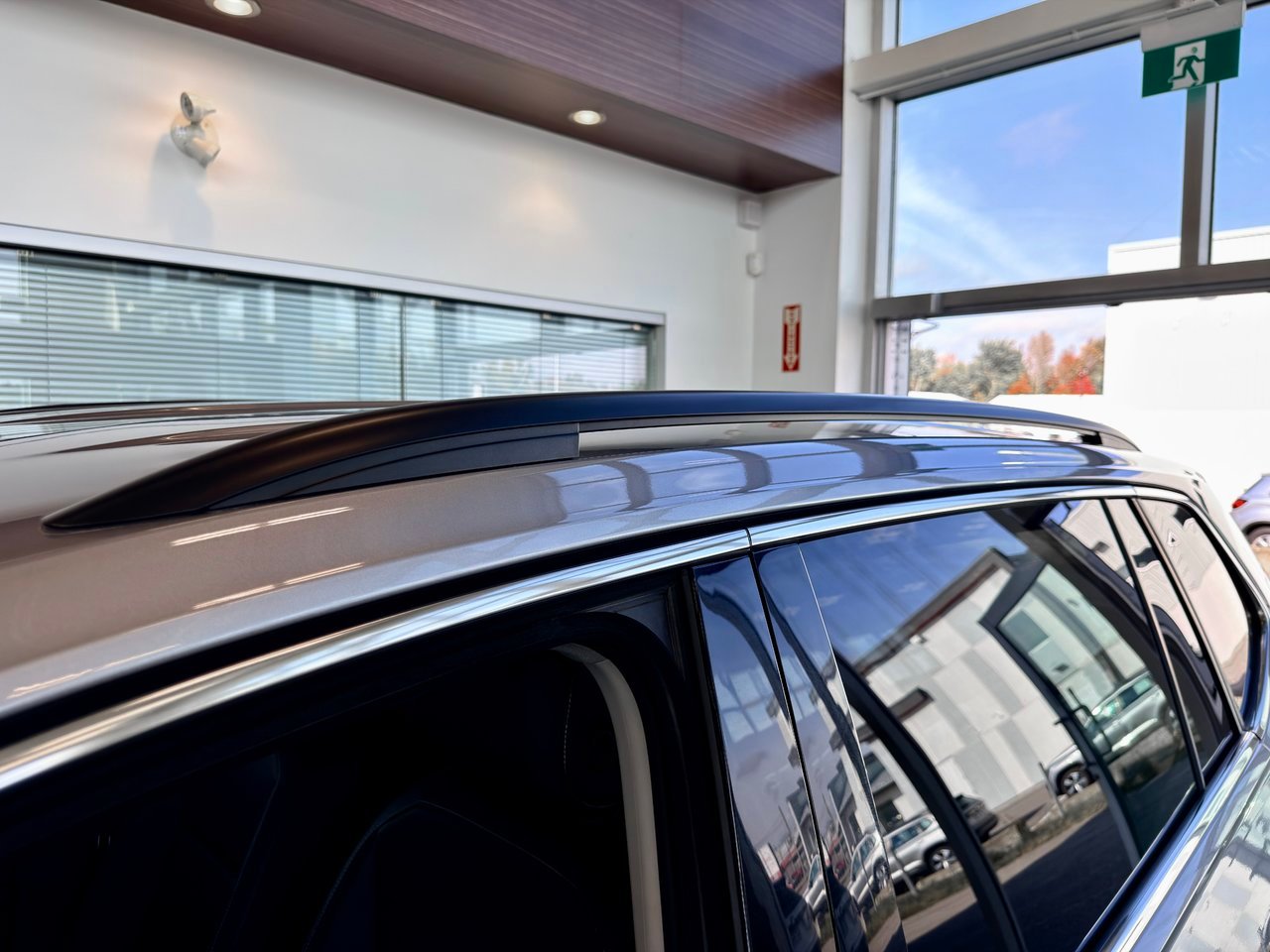 2023 Volkswagen Tiguan Notre-Dame-des-Prairies - photo #13