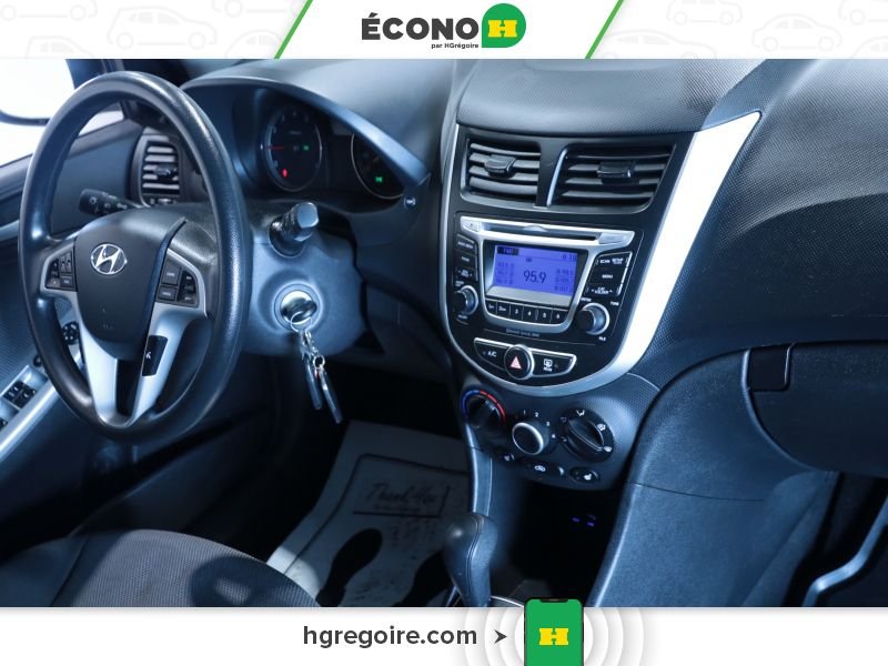 Hyundai Accent 2014 Blanc Saint-Eustache - photo #20