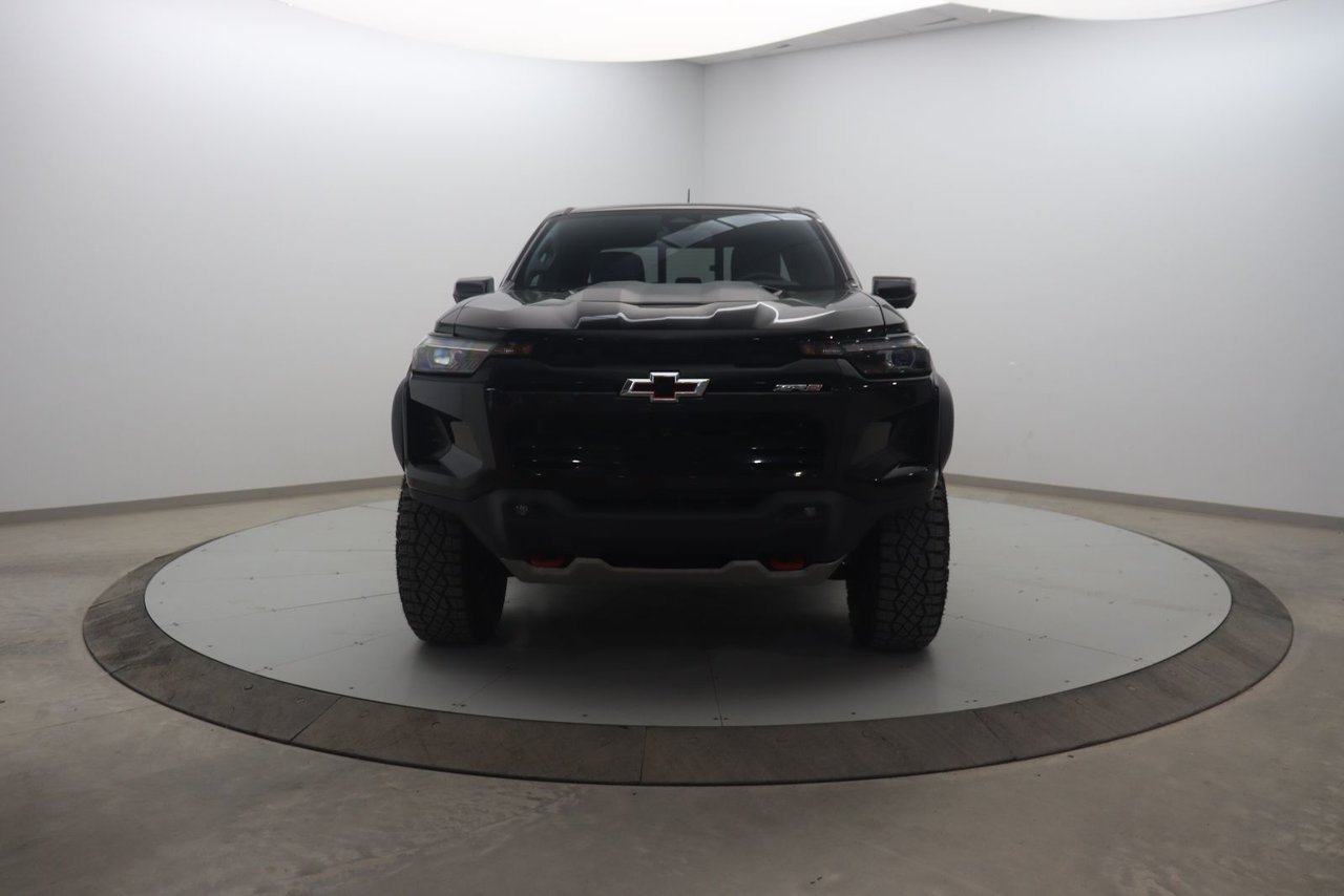 2024 Chevrolet Colorado VIN 1GCPTFEK8R1162906 Black Baie-Comeau - photo #1