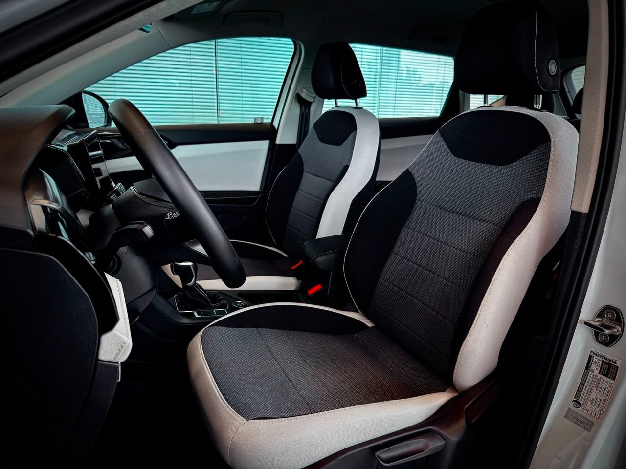 2026 Volkswagen Taos Notre-Dame-des-Prairies - photo #14