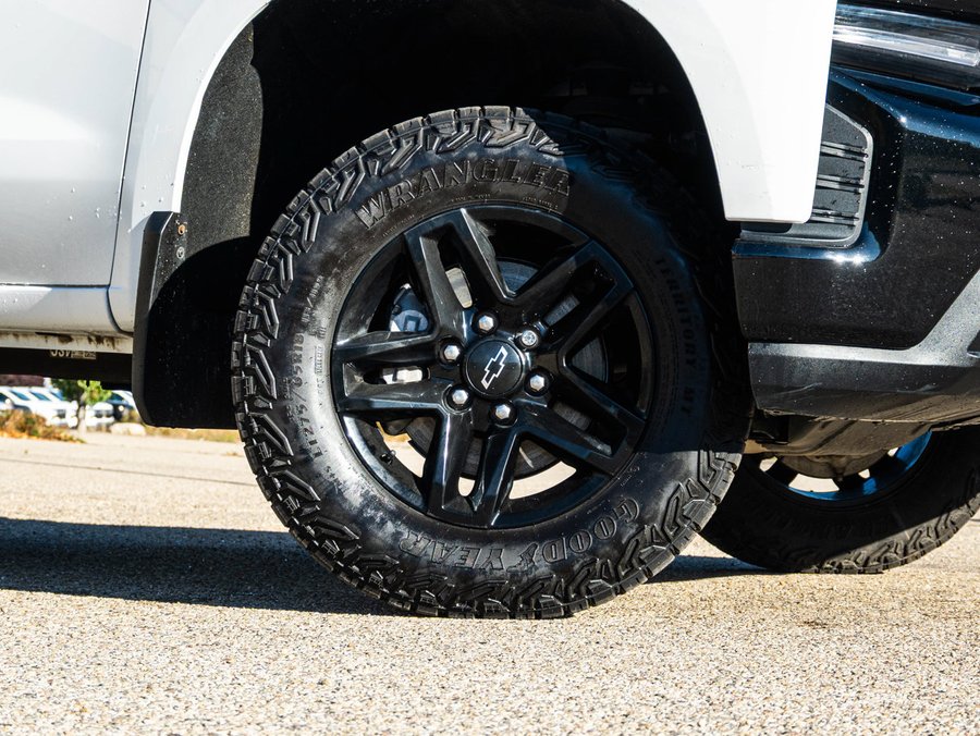 2022 Chevrolet Silverado 1500 LTD LT Trail Boss 5.3L | Heated Seats & Steering Wheel White