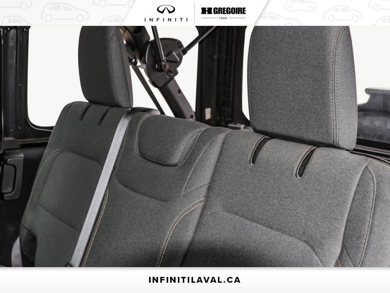 2024 Jeep Wrangler Laval - photo #20