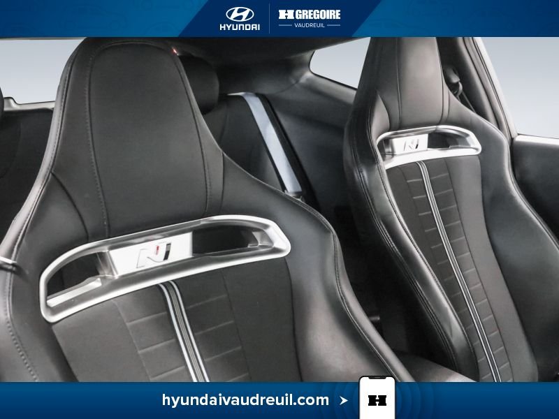 2022 Hyundai Veloster Grey Vaudreuil-Dorion - photo #30