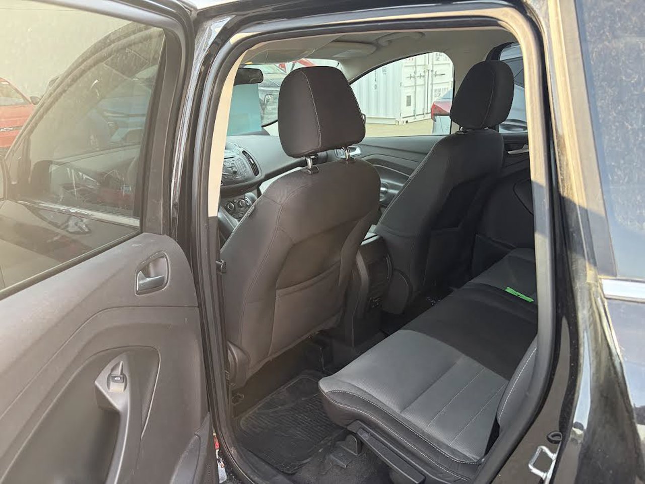 2016 Ford Escape FWD 4dr SE Black Sherwood Park - photo #5
