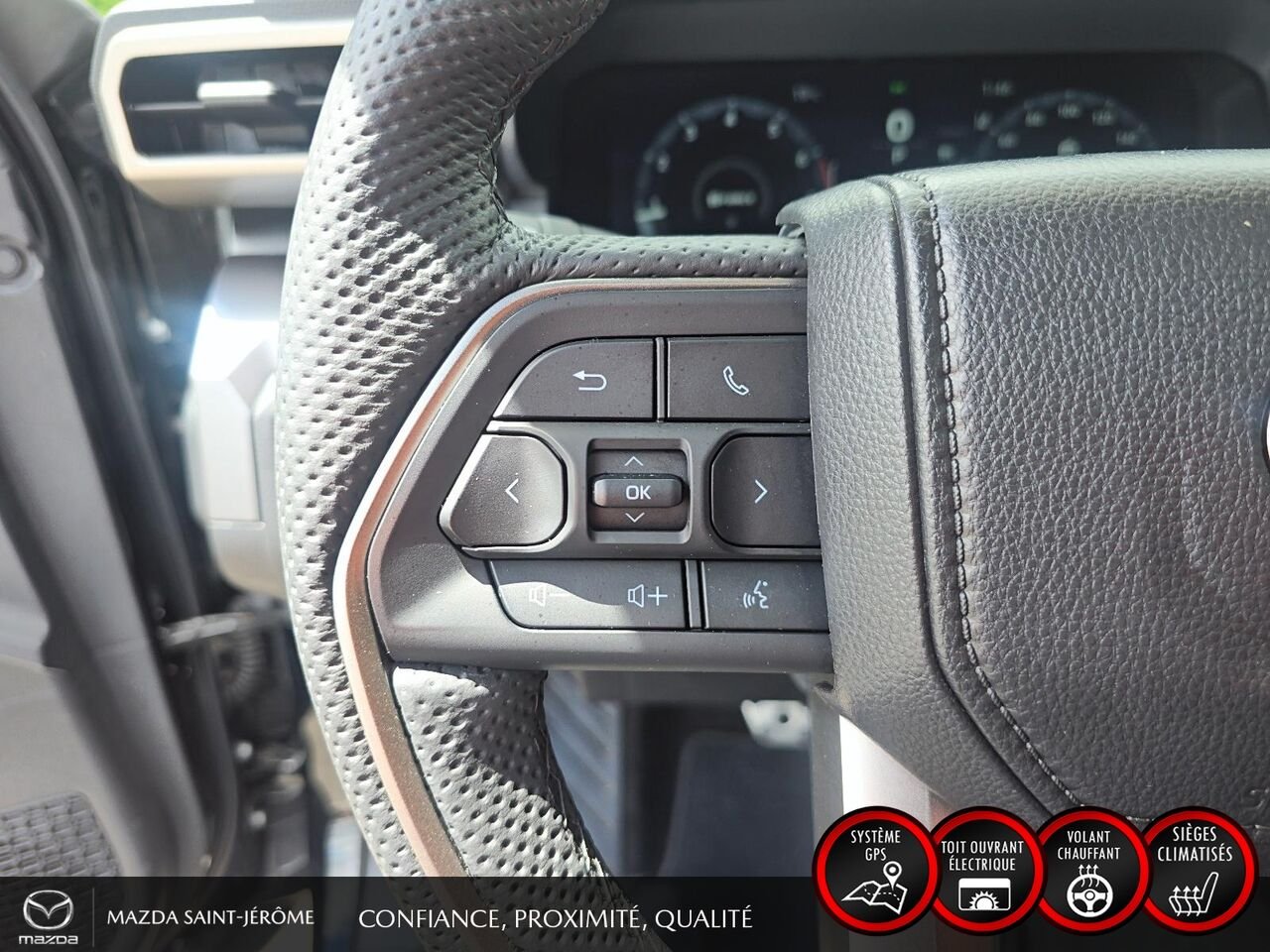 2025 Toyota Tacoma Black Sainte-Agathe-des-Monts - photo #13
