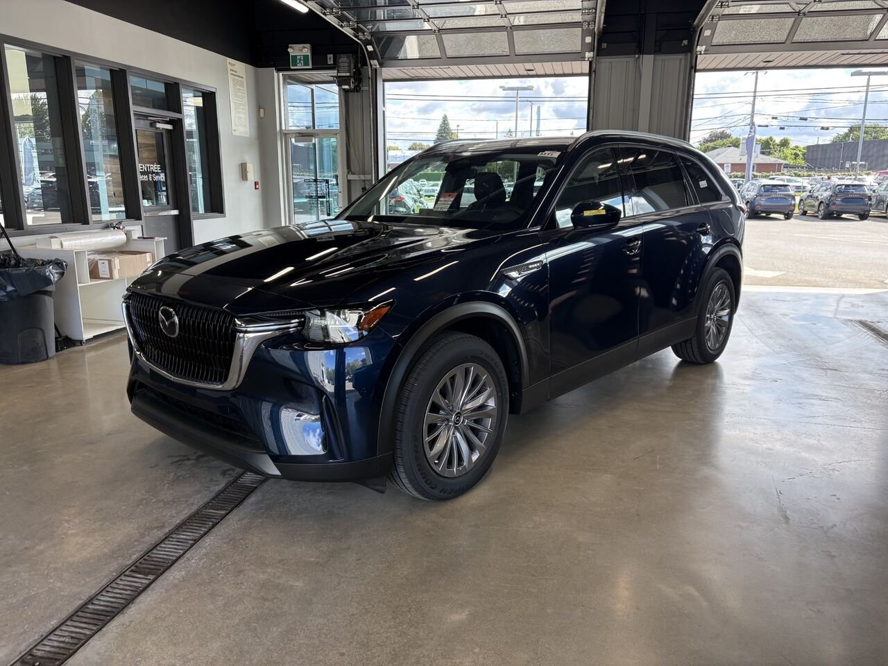 MAZDA CX-90 hybride rechargeable GS-L TI 2026 Bleu cristal foncé mica Châteauguay - photo #2