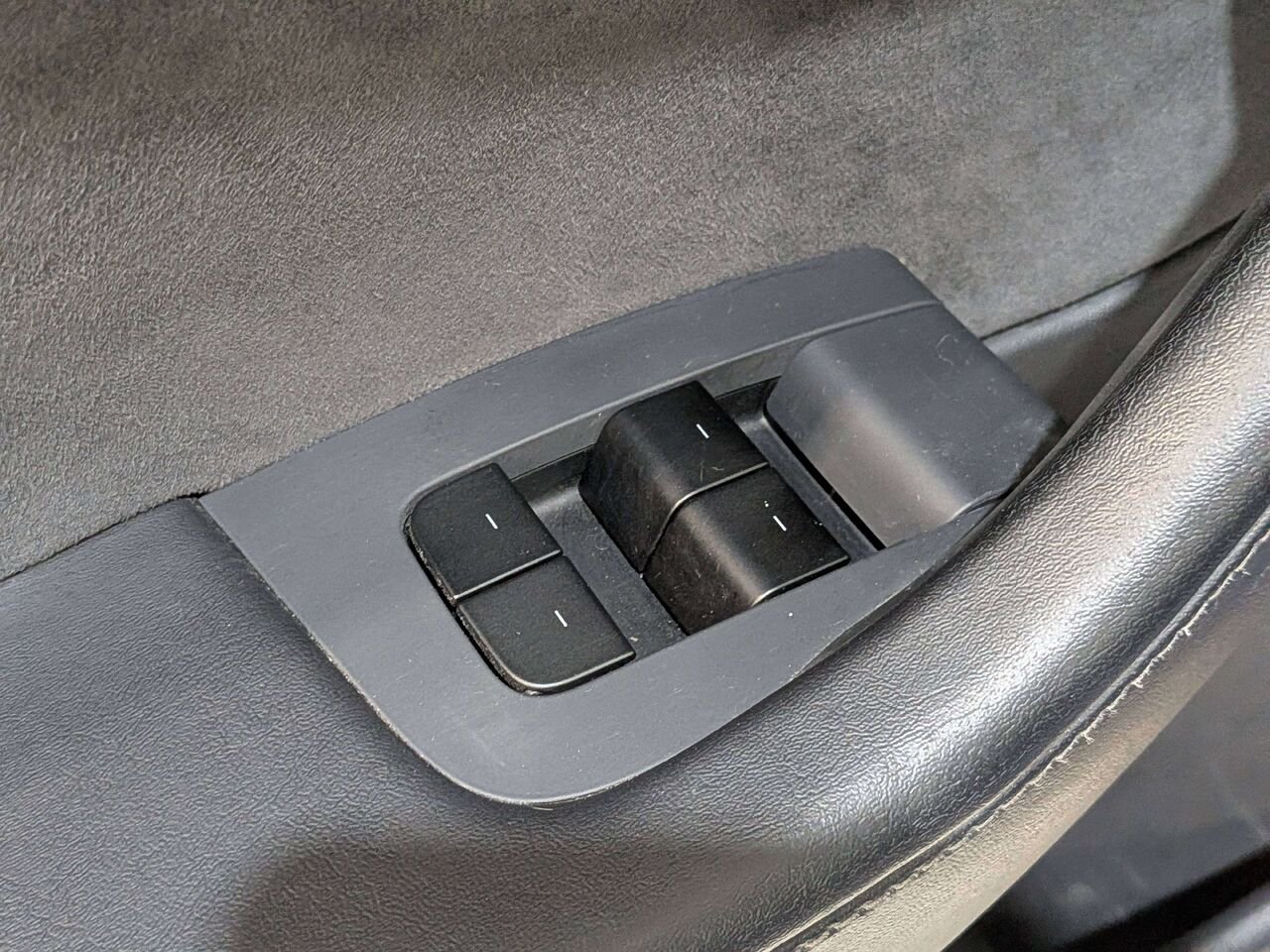2021 Tesla Model 3 Standard Range Plus RWD Blue Val-David - photo #29