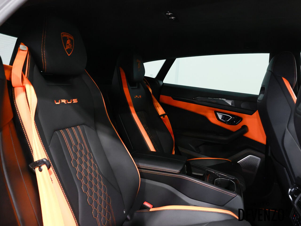 2023 Lamborghini Urus Orange Saint-Eustache - photo #14