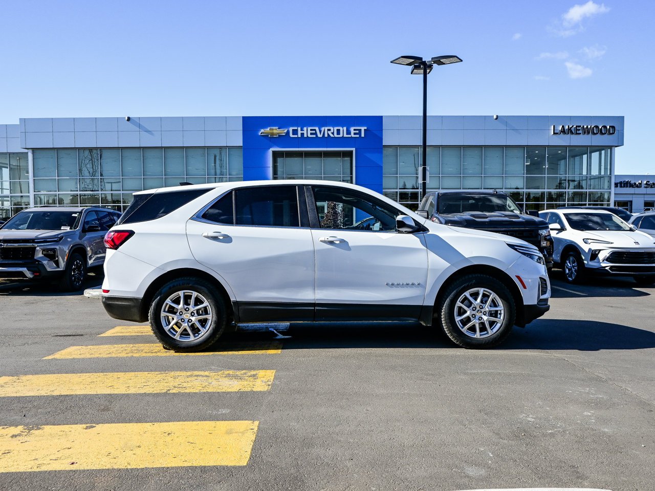 2024 Chevrolet Equinox AWD 4dr LT White Sherwood Park - photo #14