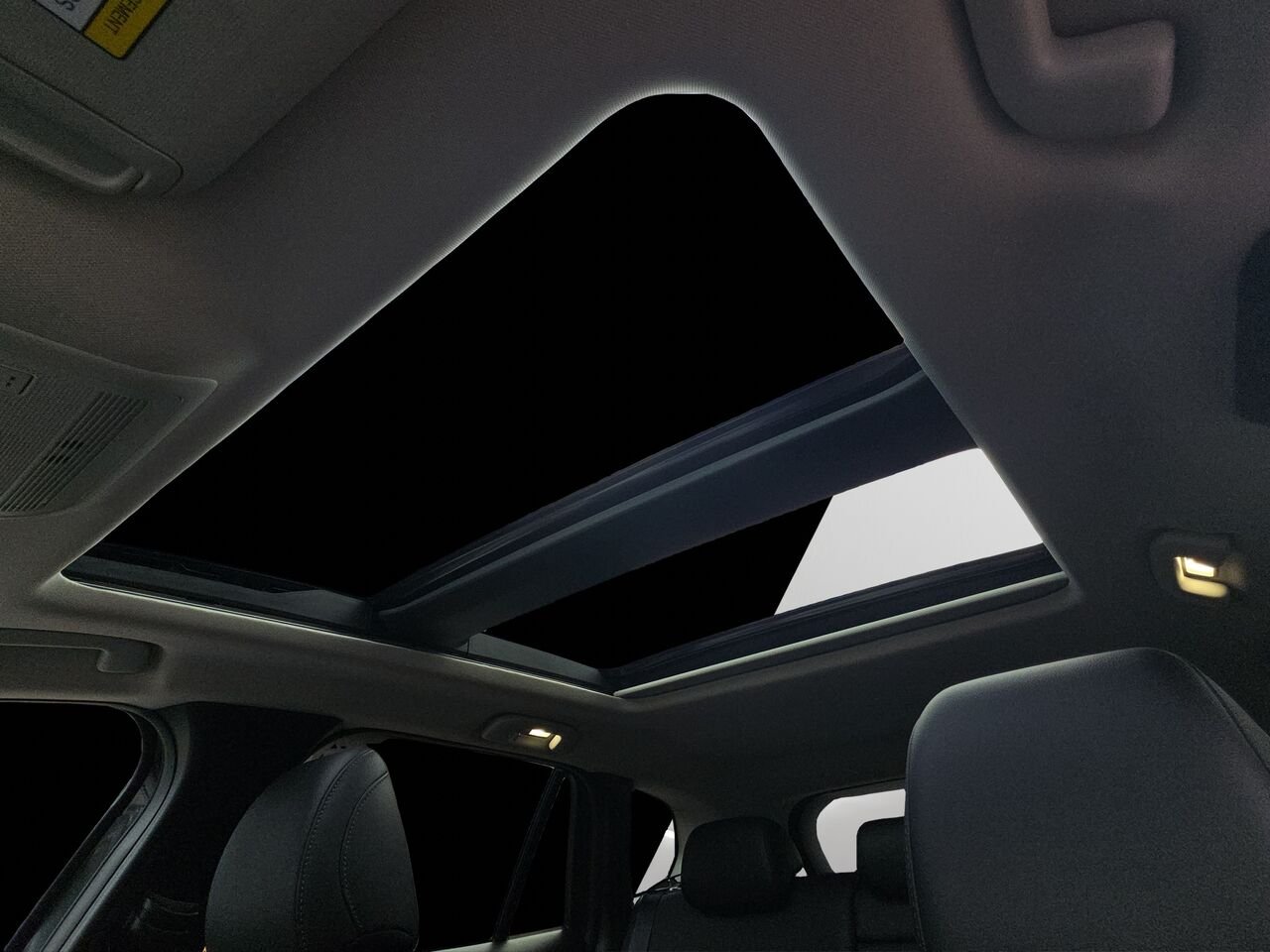 2025 Mazda CX-50 hybride GS-L e-AWD, toit panoramique, sièges avant chauffants, volant chauffant, Apple CarPlay/Android Grey Val-David - photo #18