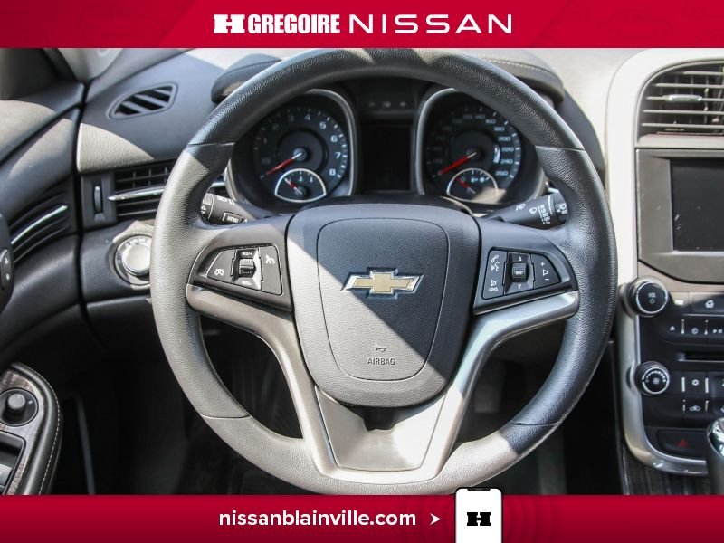2015 Chevrolet Malibu Black Saint-Eustache - photo #12