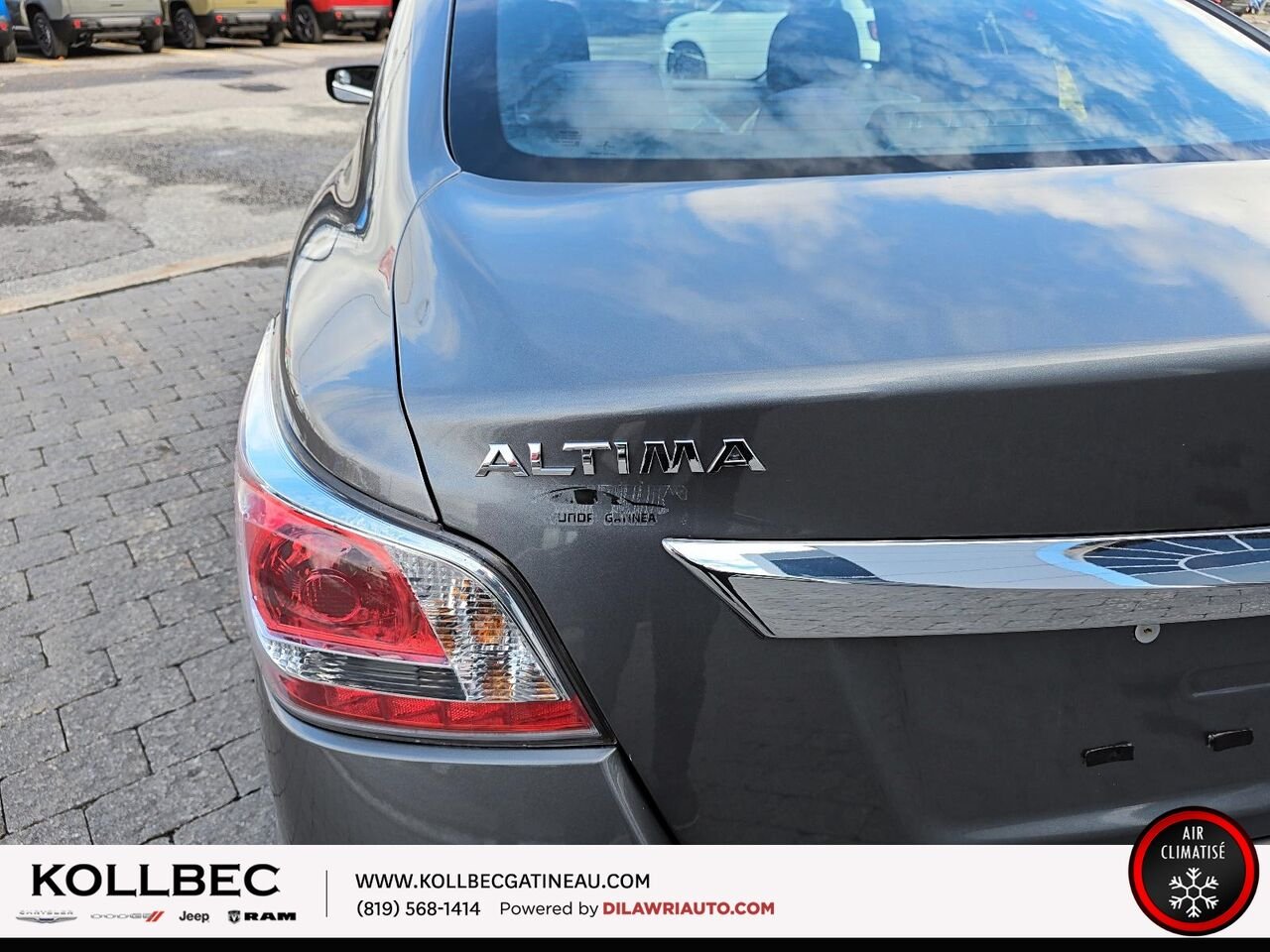 NISSAN ALTIMA 2015 Gris Ottawa & Gatineau - photo #16