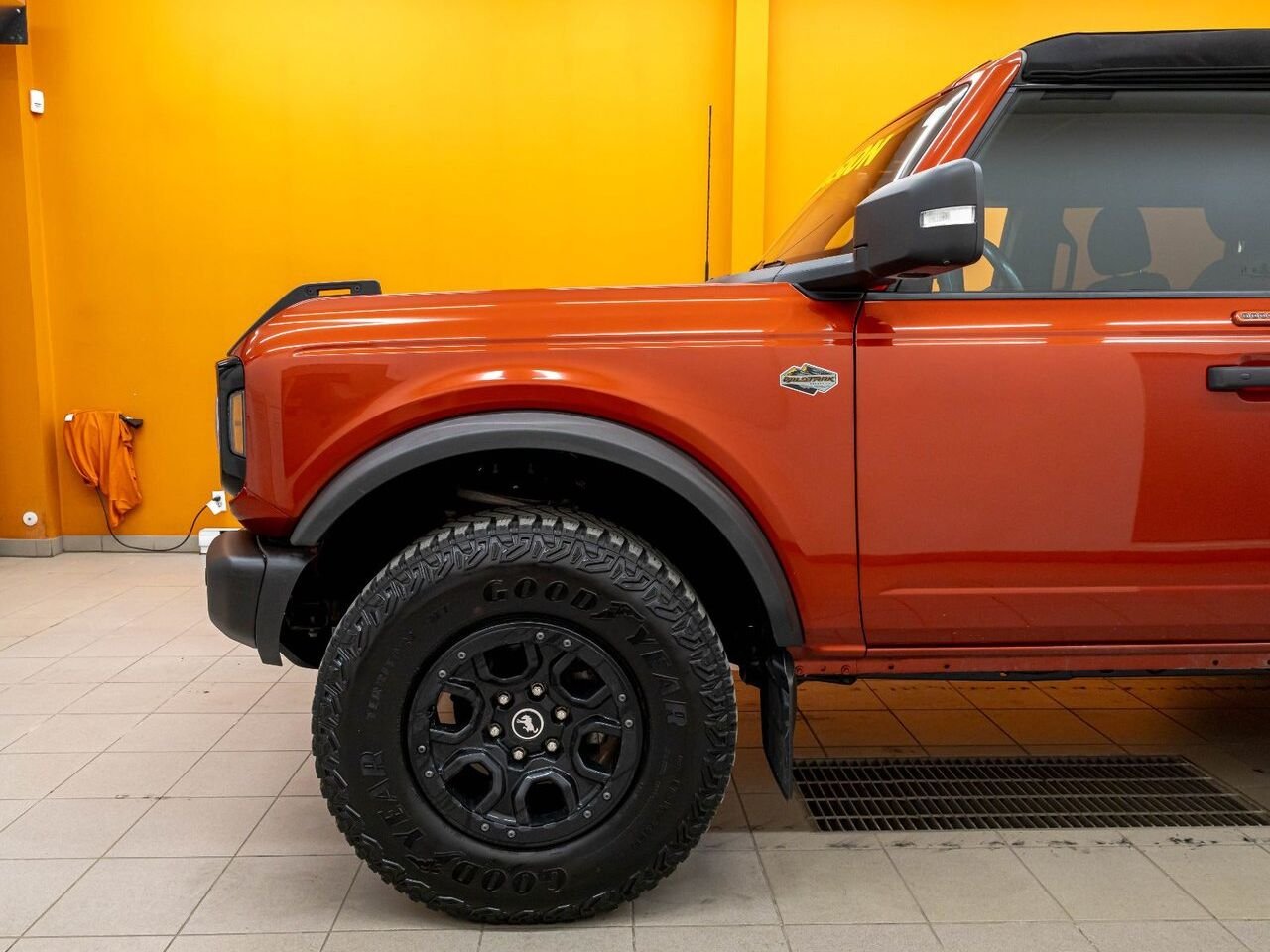 Ford Bronco WILDTRAK SASQUATCH AWD HIGH PKG *353A* CAM 360 2023 Rouge Saint-Jérôme - photo #28