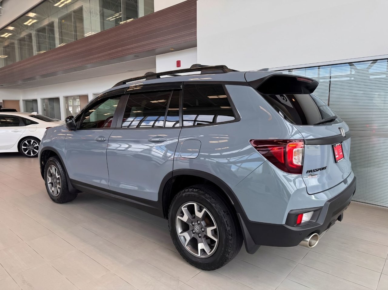 Honda Passport 2023 Gris Notre-Dame-des-Prairies - photo #5